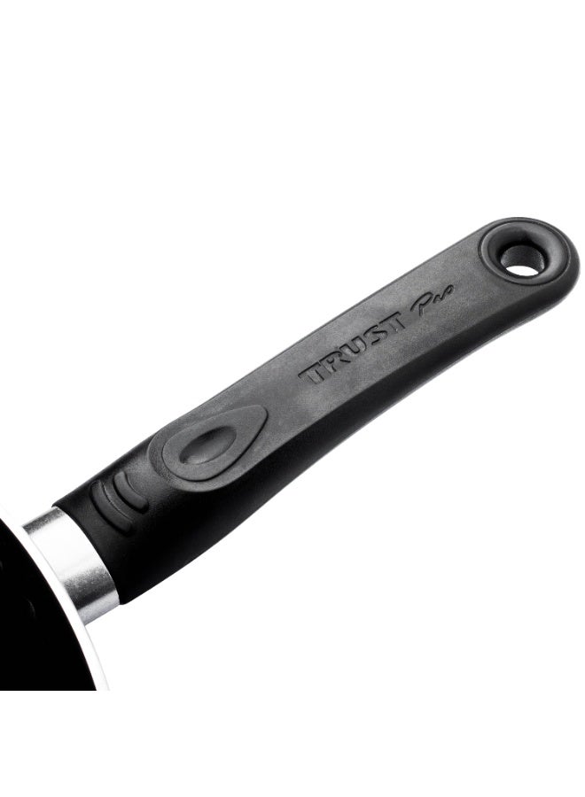 طاوة من مادة الألمنيوم المغطاة بمادة غير قابلة للالتصاق مع يد عازلة للحرارة  مقاس 32*5 سم - Image 3