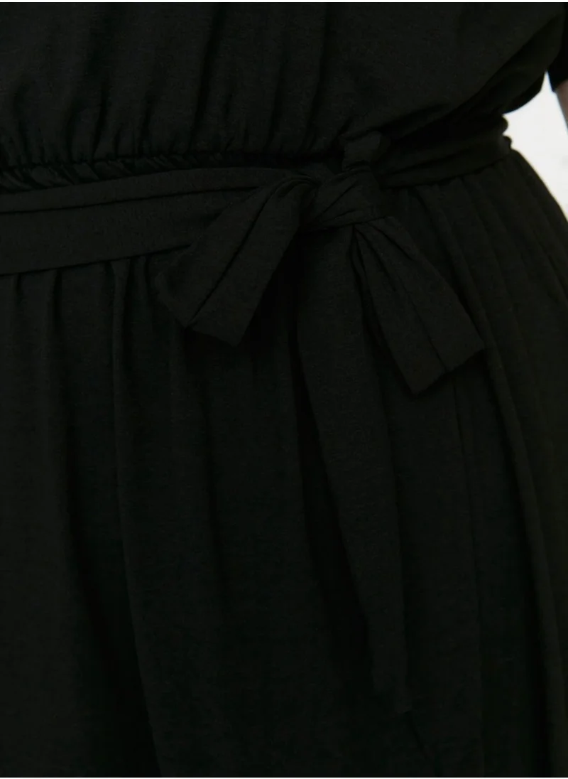 Trendyol Curve Crew Neck Tie Detail Dress