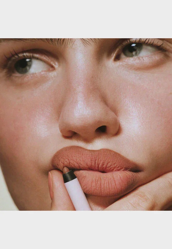 Kylie Cosmetics Kylie Cosmetics Plumping Powder Matte Lip - Sweet Talk, 3ml