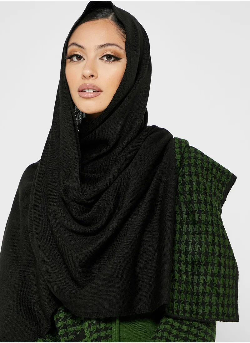 basma Colorblock Printed Woolen Abaya