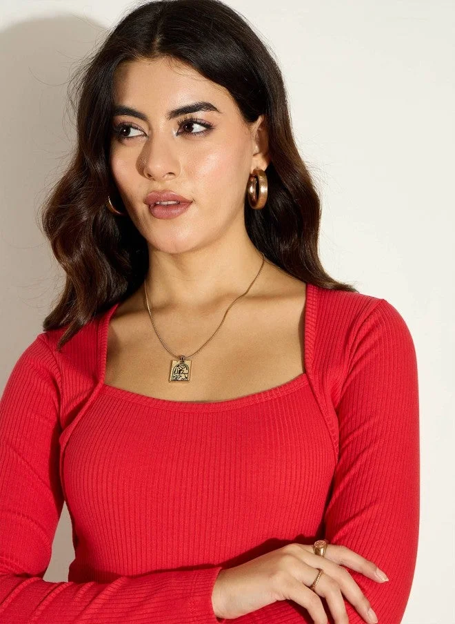 ساسافراس بلوزة نسائية ضيقة حمراء