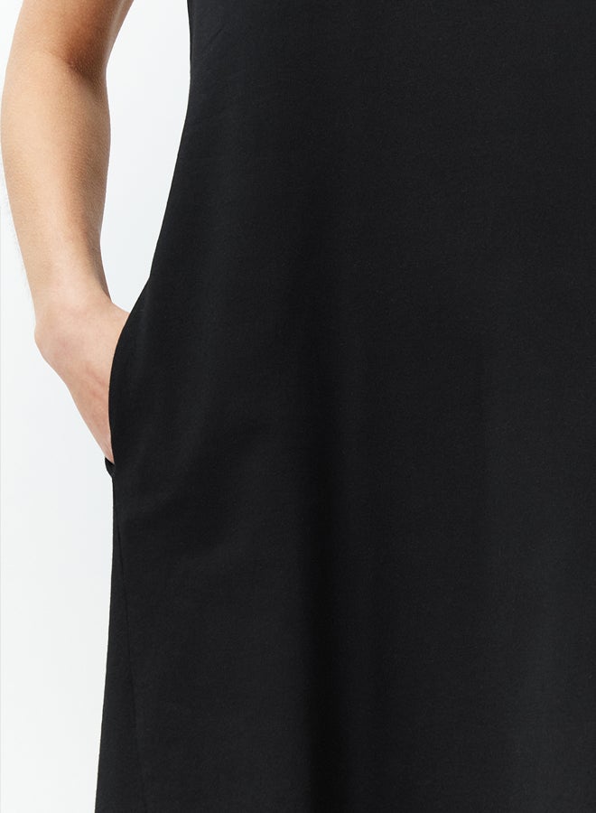 trendyol Black Pocketed Premium Crew Neck A-Line Knitted Midi Dress  - Image 5