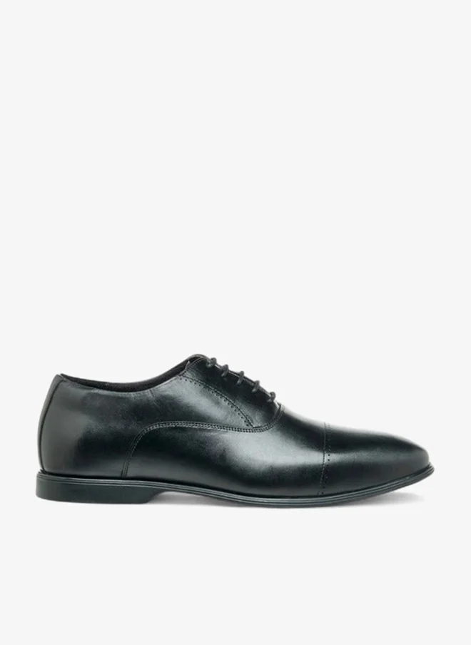 Le Confort Solid Lace-Up Oxford Shoes