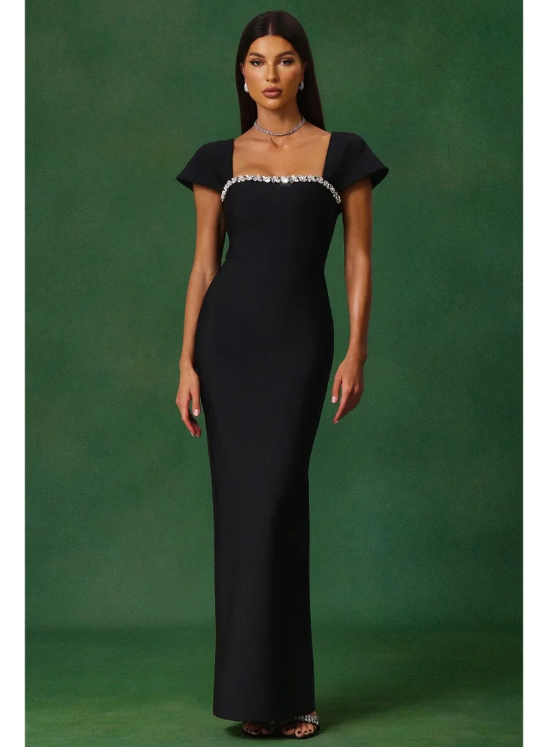 Bella Barnett Romelle Short Sleeve Diamond Bandage Maxi Dress