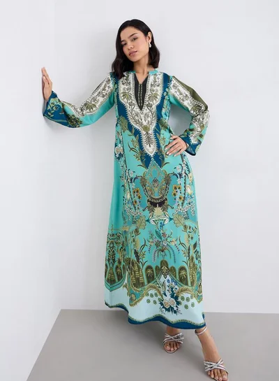 أميرة جلابية طويلة مع وشاح