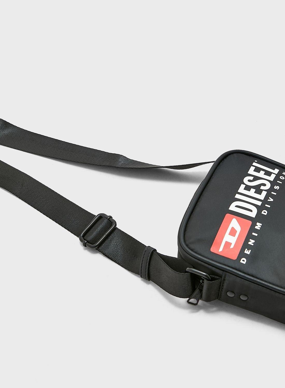 【送料&関税込】Diesel Logos Briefcase DIESEL ディーゼル F-DISCOVER BRIEFCASE ディスカバー ブリーフ