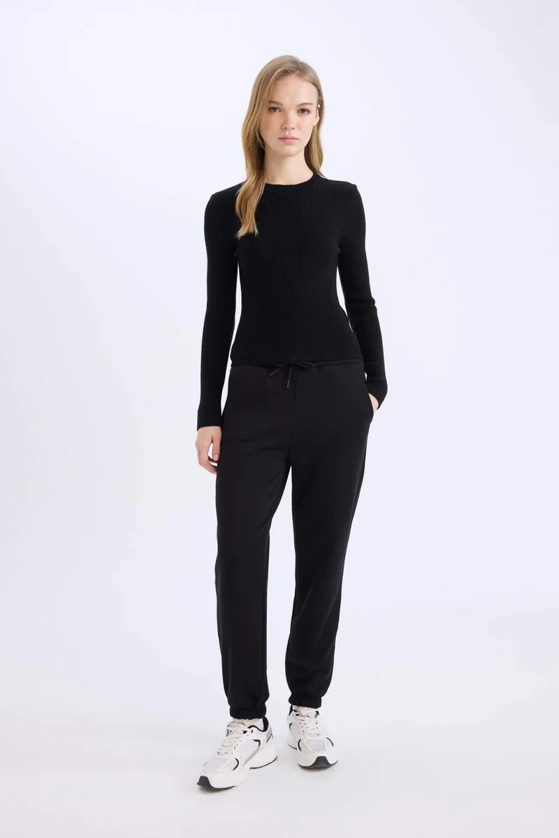 ديفاكتو Flexible Banded Leg Long Thick Fabric Joggers