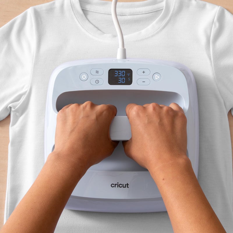 Cricut Everyday Iron-On Mini Sample Wanderer - Image 4