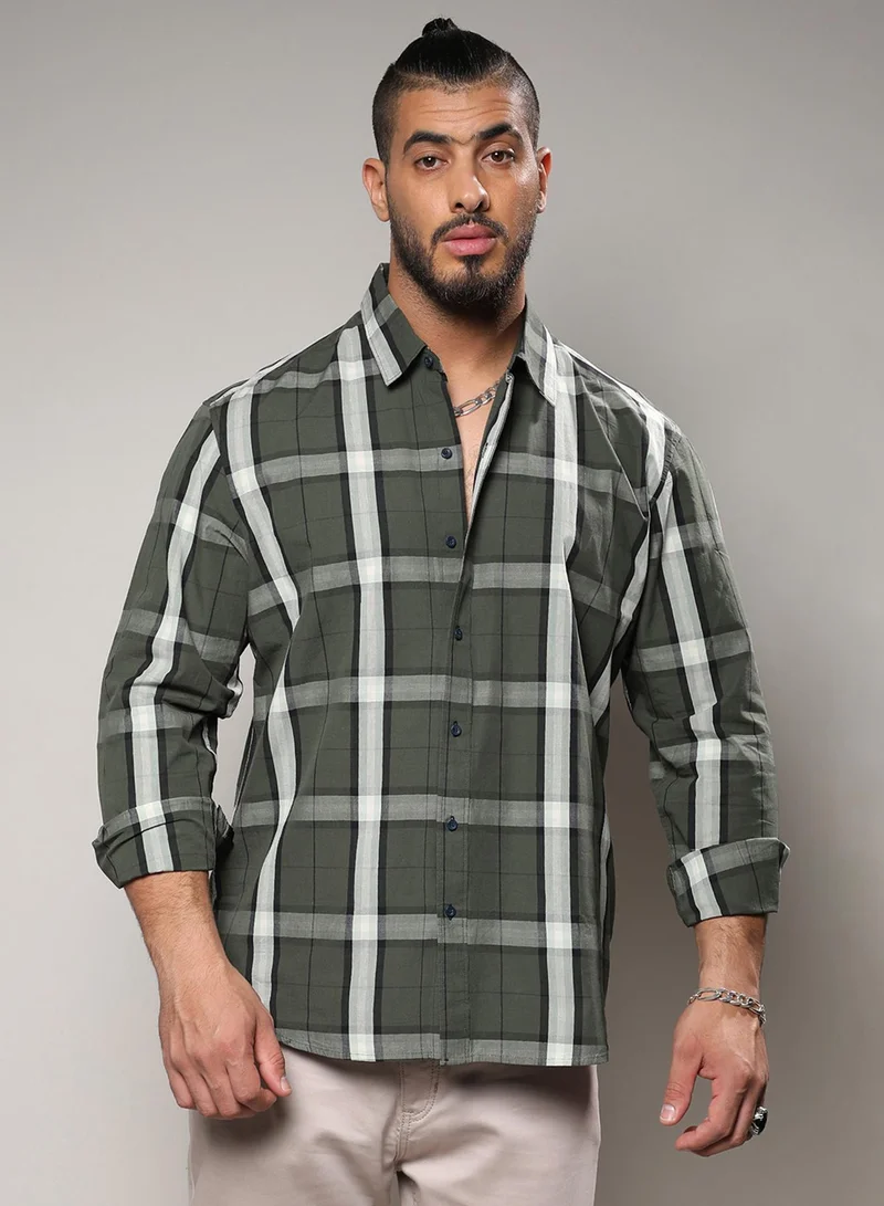 Instafab Plus Instafab Plus Men's Tartan Plaid Dark Green Button Up Plus-Size Fit Shirt For Casual Wear | Cotton Spread Collar Shirt Crafted With Regular Sleeve & Comfort Fit For Everyday Wear