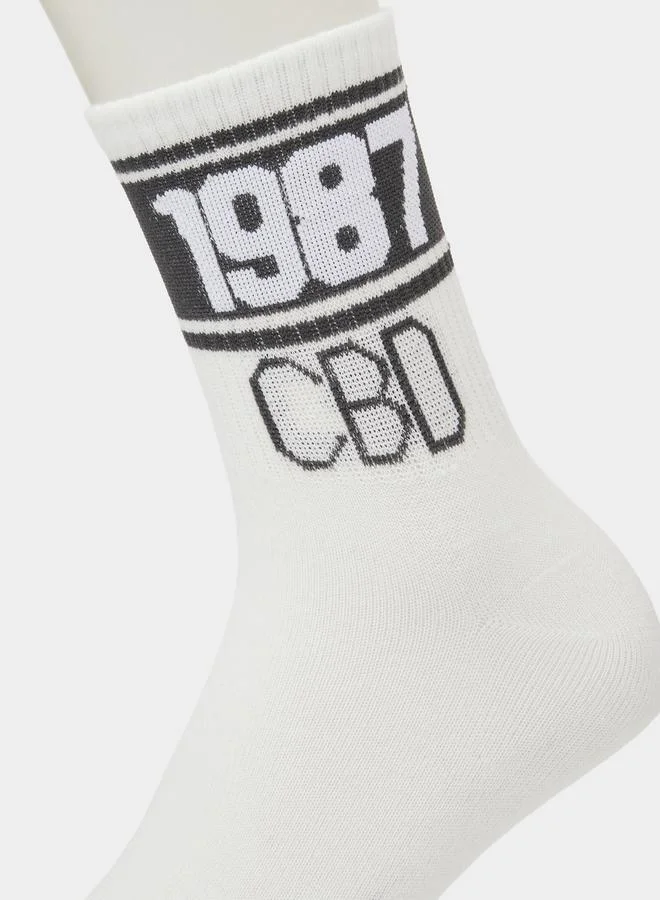 Styli  Pack of 5 - White Graphic Print Crew Socks for Men | Best Price UAE
