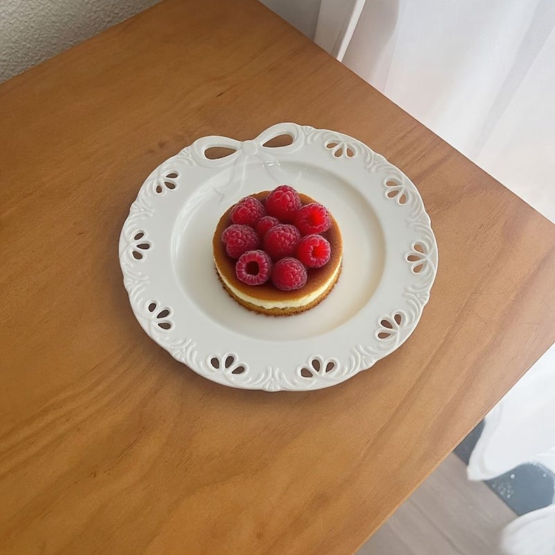 White Bow Cutout Plate Retro Hollowed Out Dessert Cake Plate French Relief Home Dish Western Tableware - Image 2