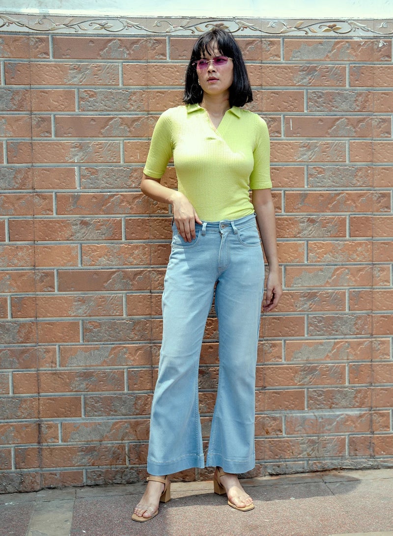 سولت اتاير جينز نسائي بقصة واسعة بخصر متوسط، أزرق فاتح، تصميم 5 جيوب، دنيم مطاطي بمظهر أنيق وطية واسعة من الأسفل، قصة كلاسيكية مريحة - Image 1