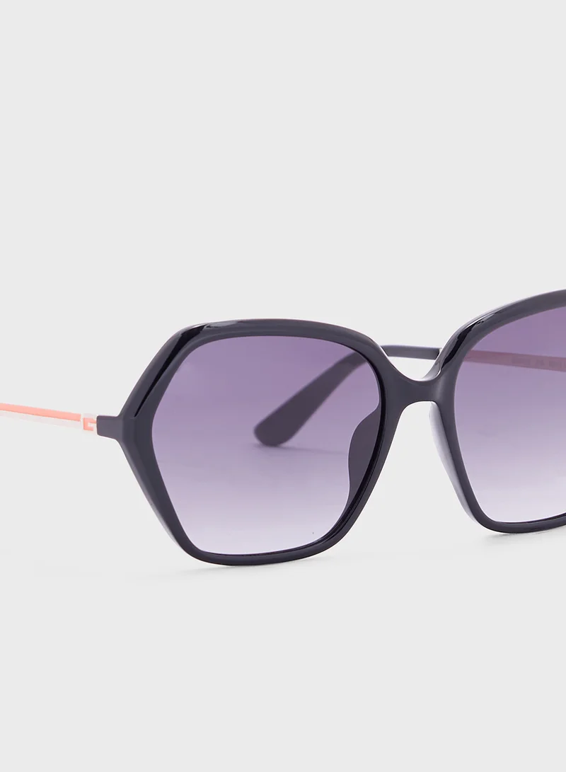 GUESS Uv-Protected Oversized Sunglasses