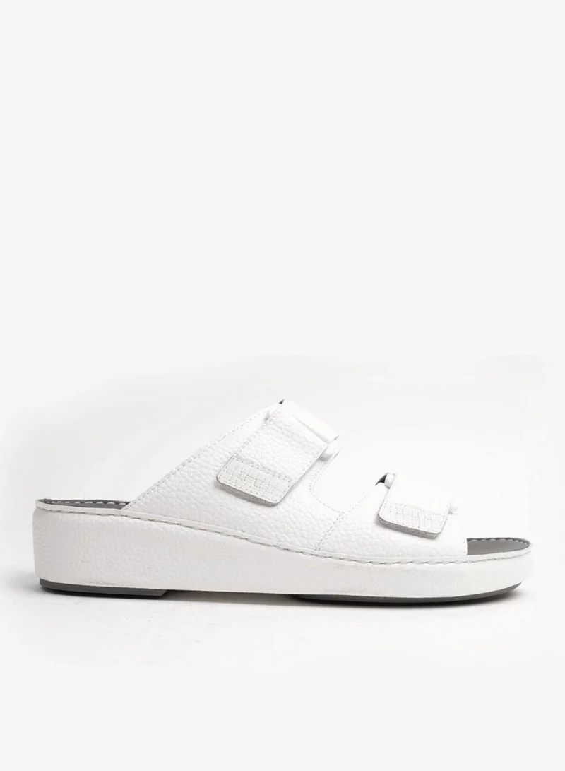 UOMO CAVALIER MEN'S ARABIC SANDAL WITH ADJUSTABLE STRAP WHITE