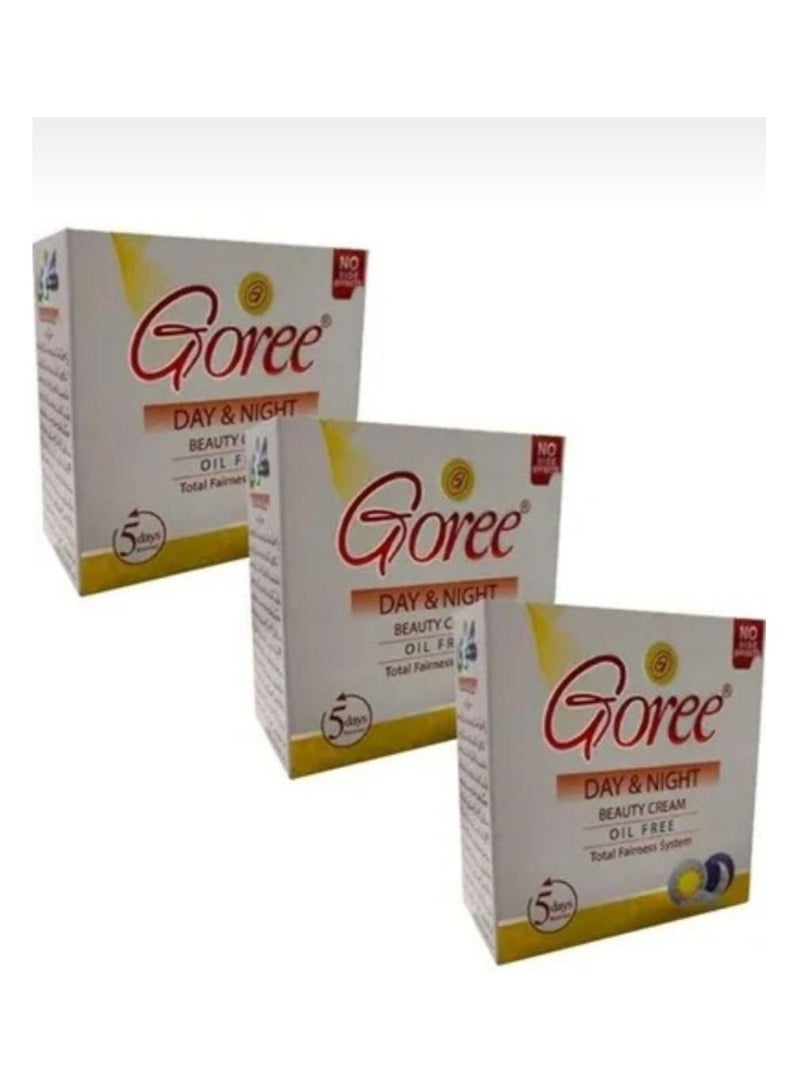 An oil-free day and night beauty cream set of 3
