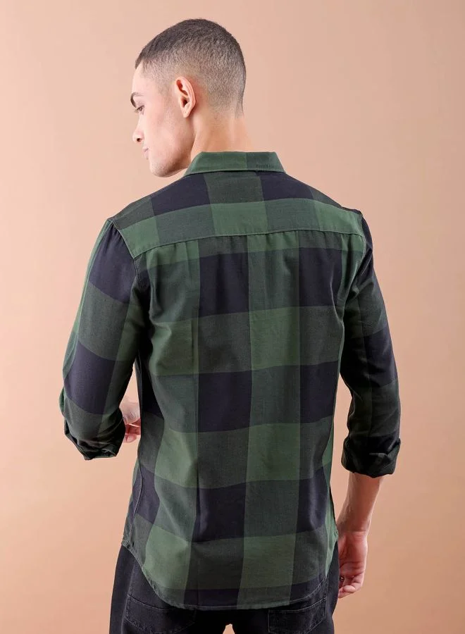 The Indian Garage Co Men Regular Fit Checkered Full Sleeves Cutaway Collar Casual Shirt