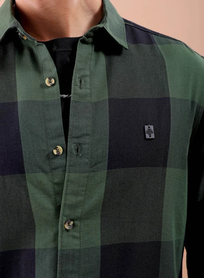 The Indian Garage Co Men Regular Fit Checkered Full Sleeves Cutaway Collar Casual Shirt