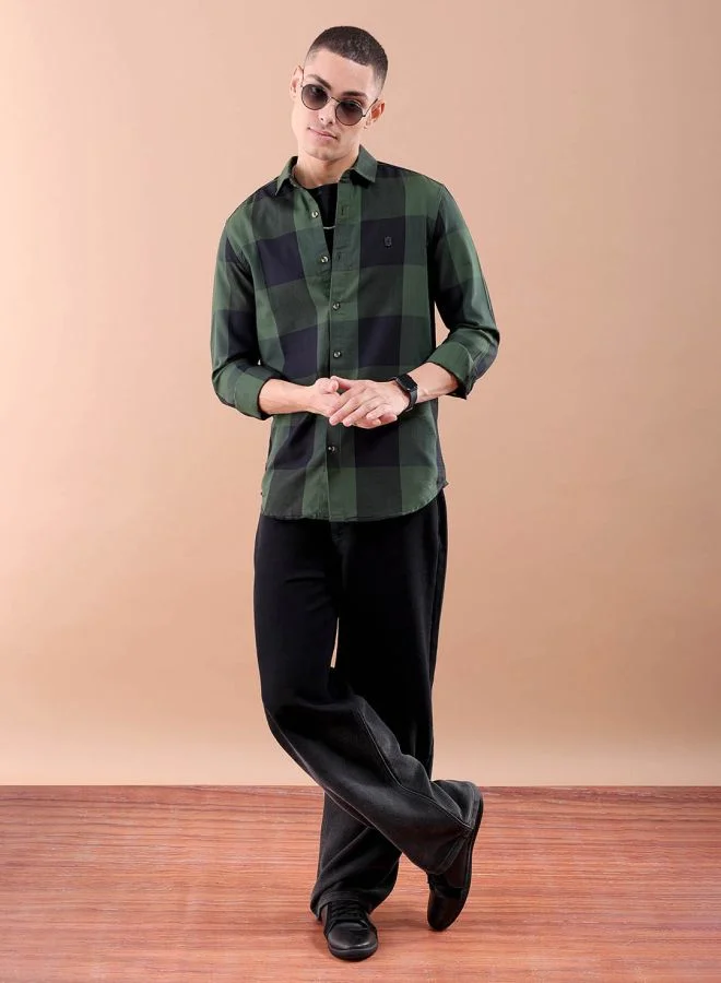 The Indian Garage Co Men Regular Fit Checkered Full Sleeves Cutaway Collar Casual Shirt