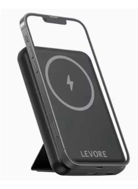 بنك الطاقة Levore LP411-BK عالي السعة يتميز ببطارية 5000 مللي أمبير في الساعة وتقنية الشحن السريع وحامل أنيق مزود بتقنية Magsafe، مثالي للسفر والعمل والاستخدام اليومي مع توافق مع أجهزة متعددة