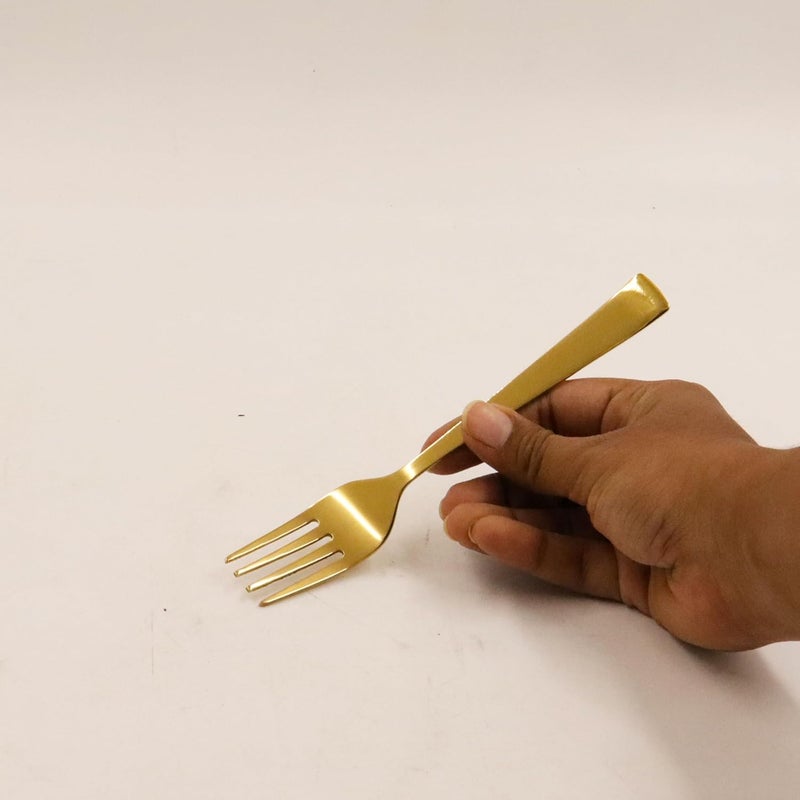 Putrika Spillbox Traditional Stainless Steel Gold ForkLuxury CurtleryBPA FreeNonToxicAntiRustFood GradeForkDinnerwareTablewareDessert SpoonLength14cm Weight 19gms SSG Tea Fork Medium4 - Image 2