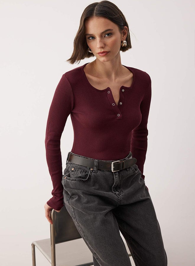 trendyol Burgundy Snap Fitted/Fitted to the Body Corded Fabric Flexible Knitted Blouse - Image 2