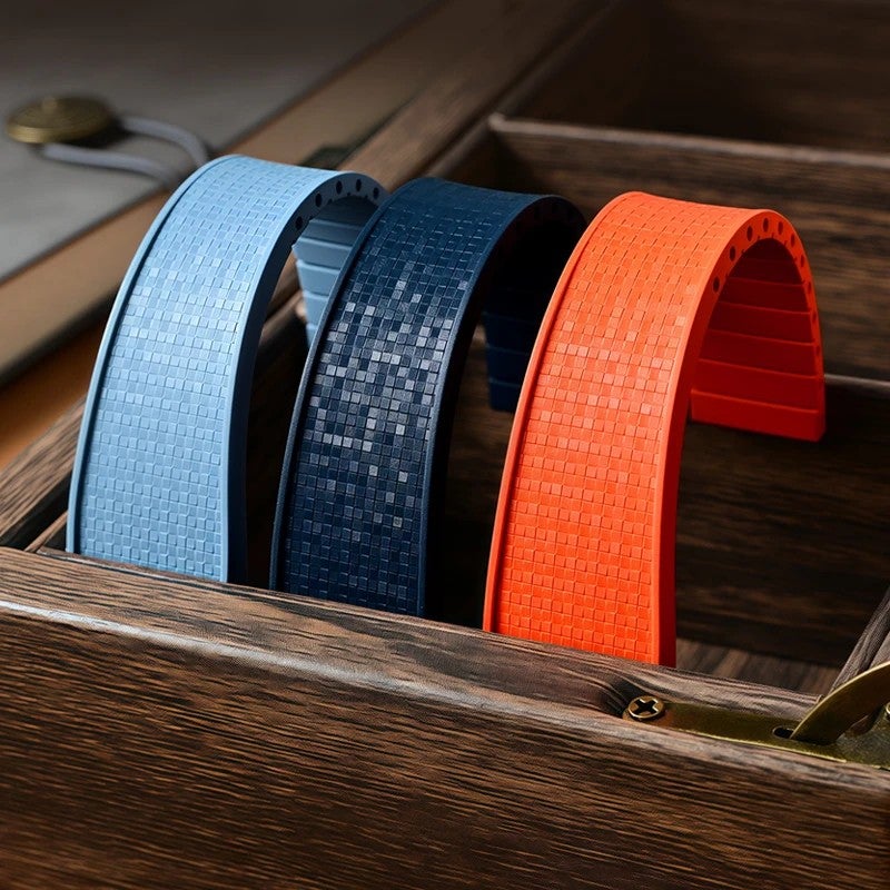 Bluejw Quick Release FKM Rubber Watch Strap 18mm 20mm 21mm 22mm - Premium Waterproof Replacement Band for Tissot & Omega Watches - Image 5