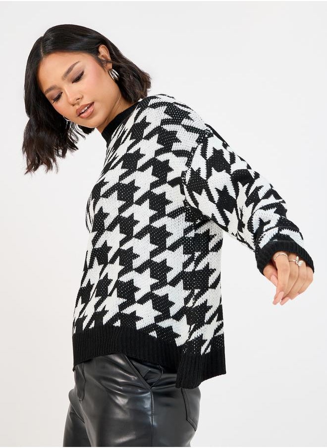 Styli - Boxy Fit Regular Length Houndstooth Pattern Sweater - Image 1
