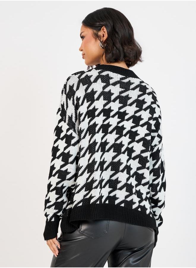 Styli - Boxy Fit Regular Length Houndstooth Pattern Sweater - Image 1