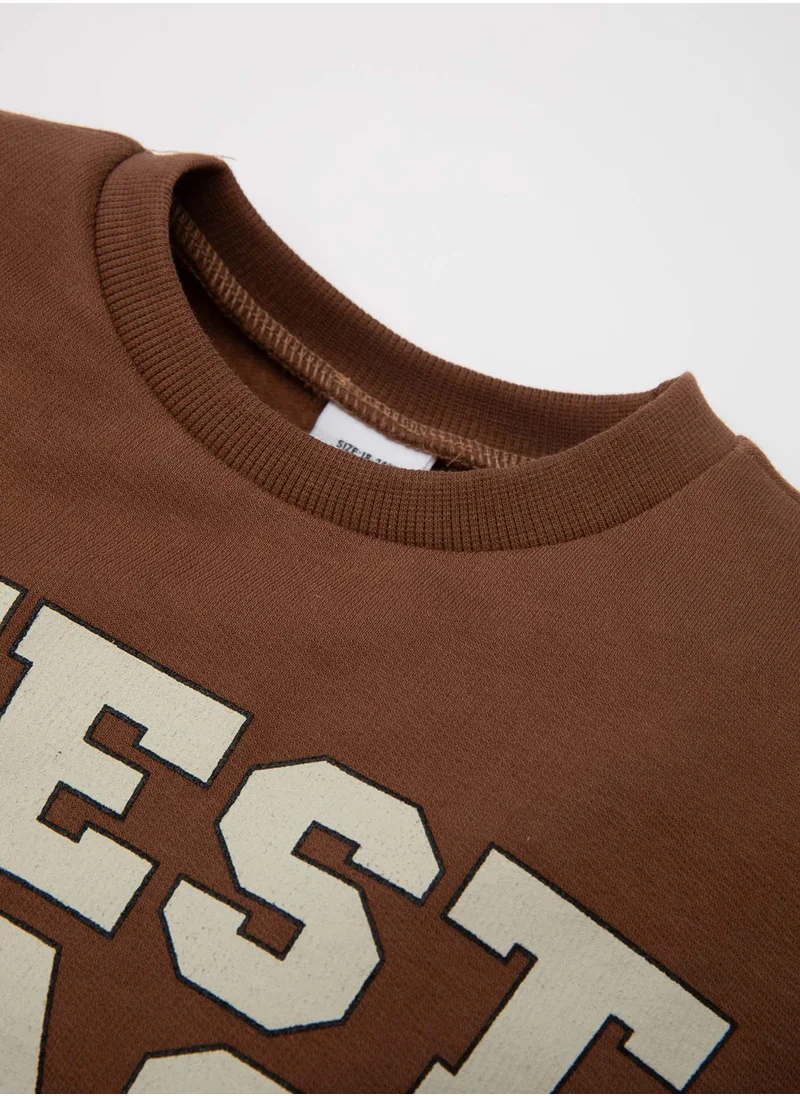 DeFacto Brown Regular Fit Crew Neck Slogan Printed Soft Fleece-Lined Thin Sweatshirt