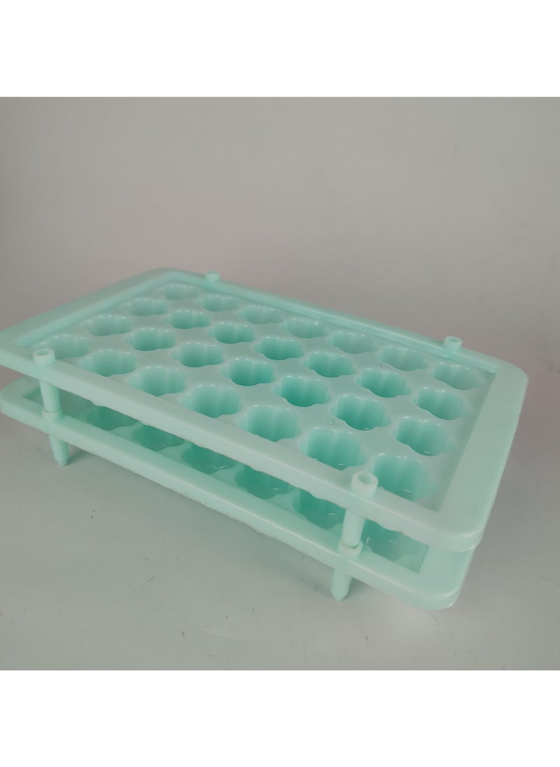 Generic - Two-tier ice cube tray, ice cubes in the shape of hearts and roses - Image 1