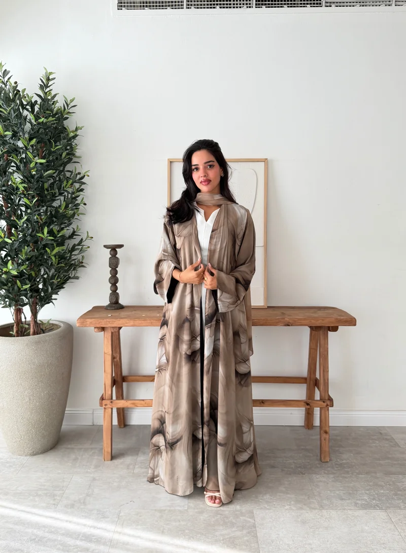Lusin Abaya Indian Chiffon Abaya with Smoky Wave Print – Beige Mocha