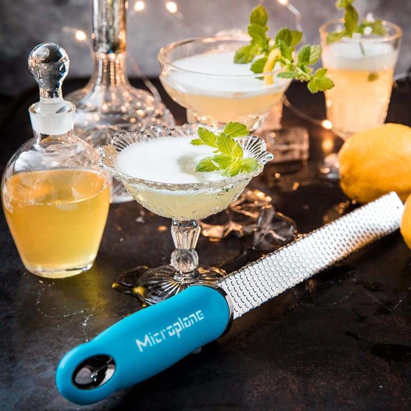 Microplane Zester Grater in Neon Blue for Citrus Fruits, Hard Cheese, Ginger, Chocolate and Nutmeg with Fine Stainless Steel Blade - Made in USA - Image 4