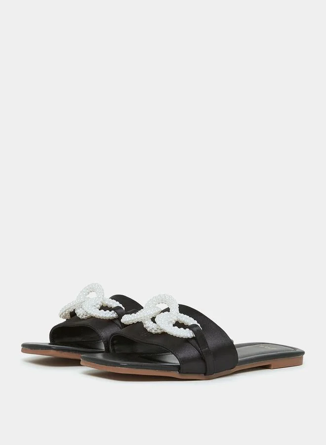 Styli Chunky Link Detail Flat Sandal