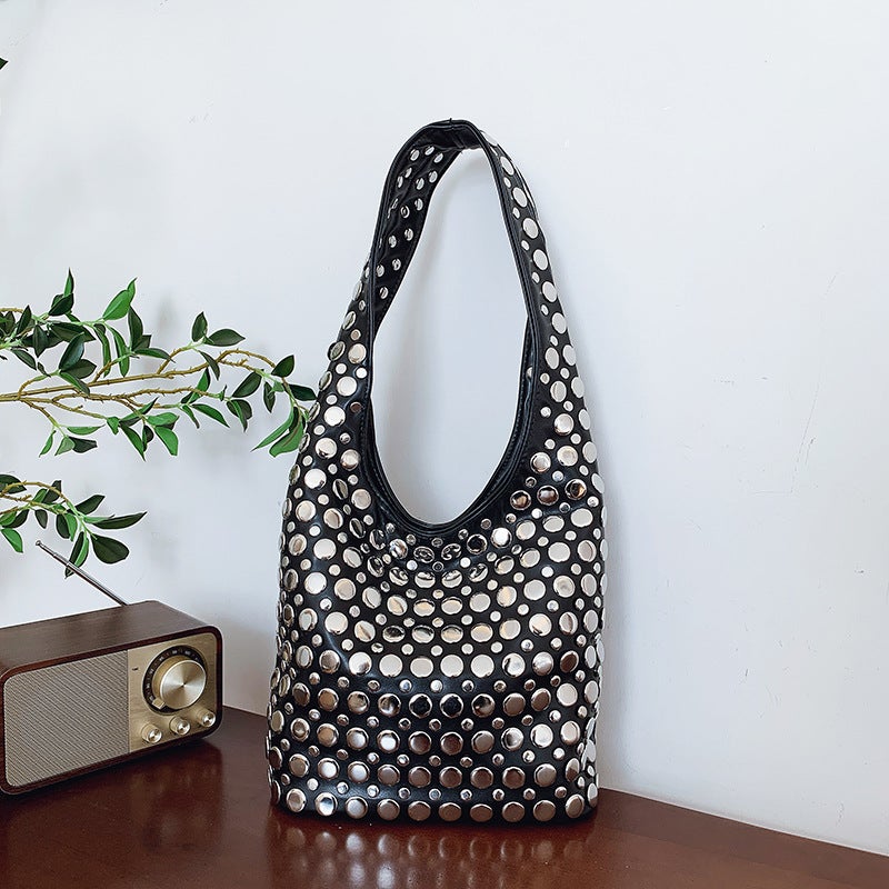 Fashion Handbag For Women 2025 Spring New Casual Bucket Bag Cool Cool Cool Dot Rivet Shoulder Bag - Image 4
