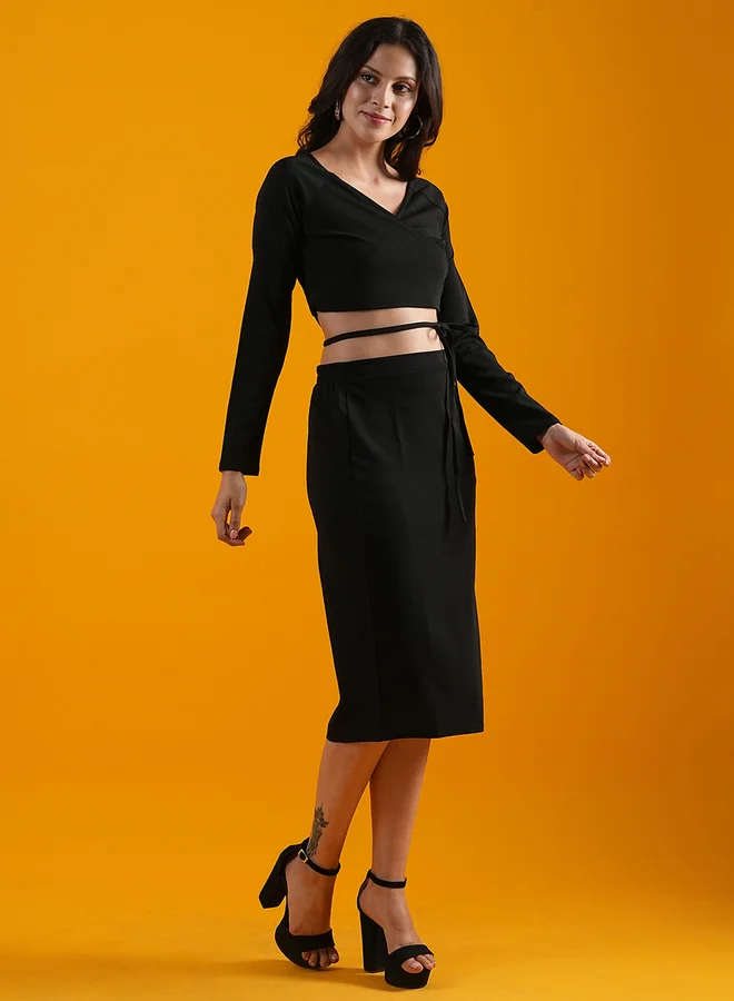 جلو باص Globus Women Black Tie-Up Wrap Crop Top and Skirt Co-Ords