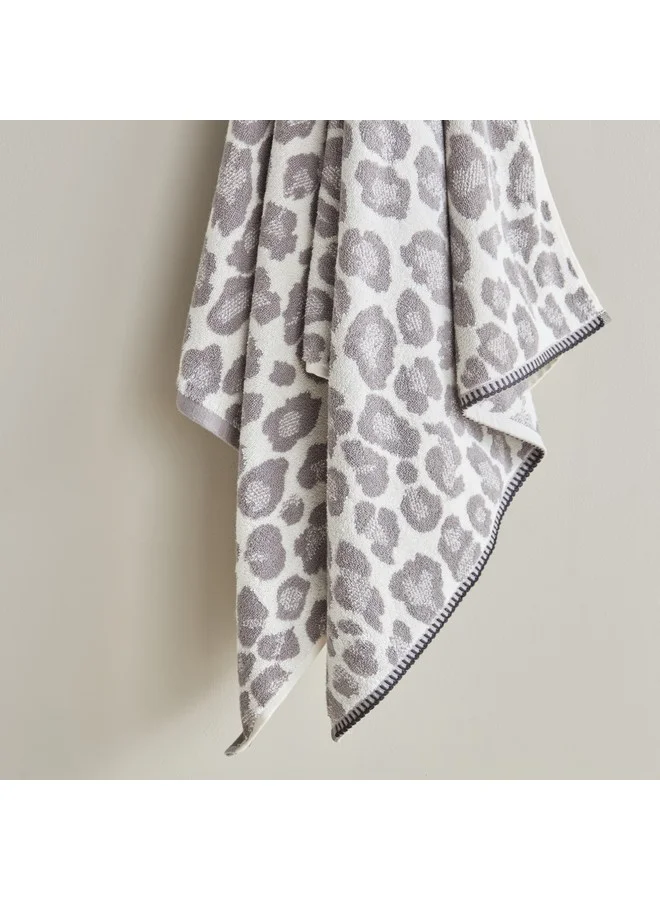Home Box Opulence Leopard Yarn Dyed Jacquard Turkish Cotton Bath Towel 140 x 70 cm