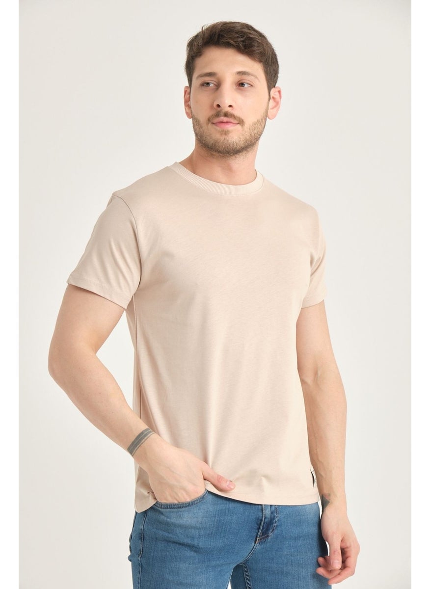 Four Man - Men's Cotton Standard Cut Solid Color Basic T-Shirt with Non-Wrinkle Fabric Feature - Image 1