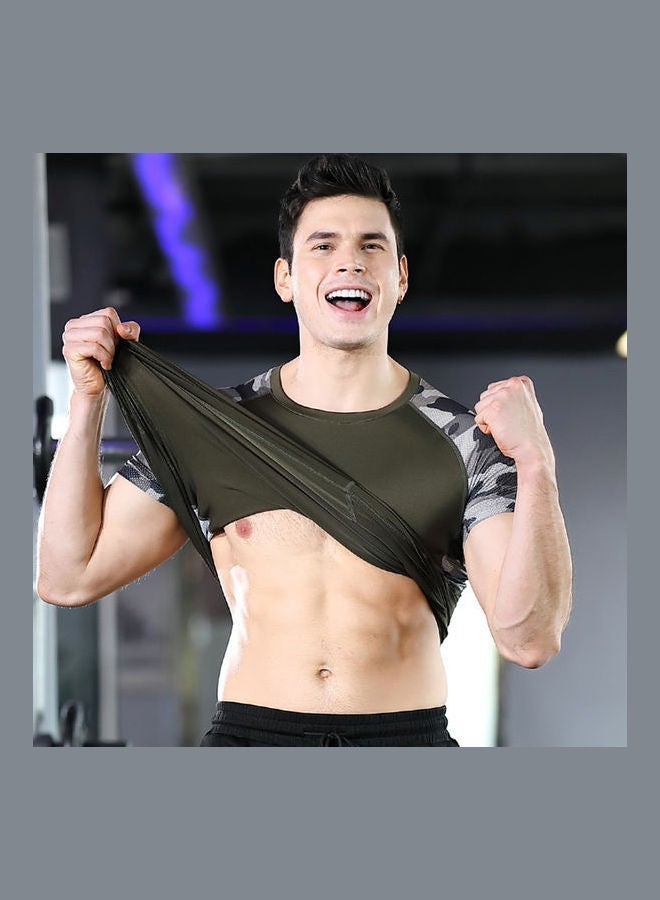 نيبمينينت تيشيرت ضغط رياضي بطبعة كاموفلاج أخضر - Image 3