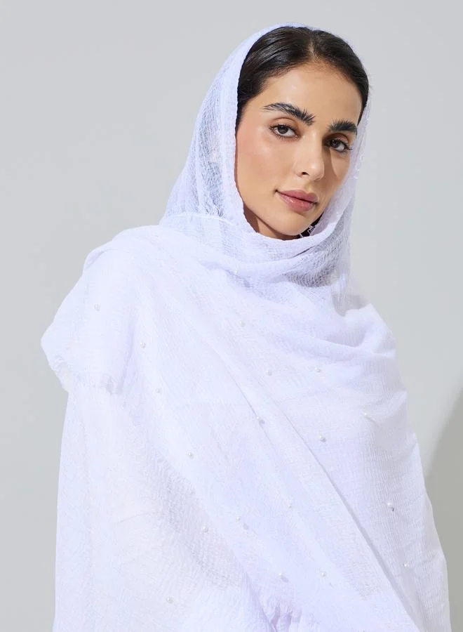 أميرة طرحة بتطريز لؤلؤي