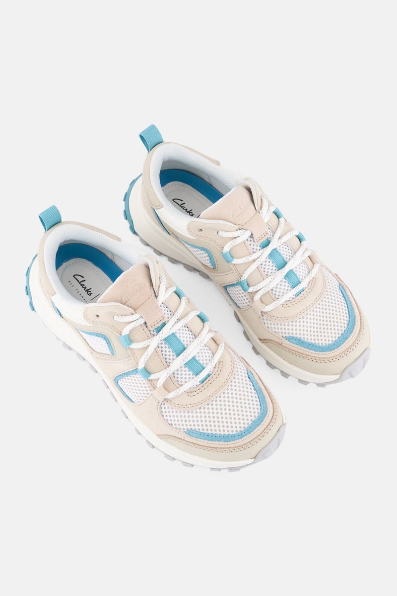 clarks Women Standard ATL Trek Vibe Lace Up Casual Shoes, White  - Image 3