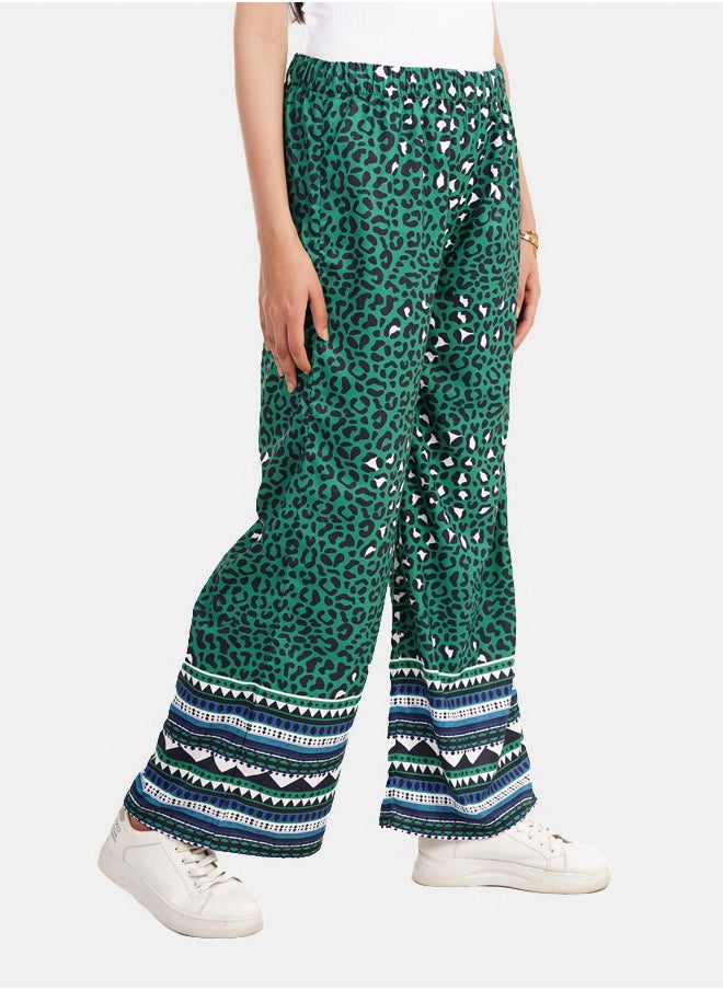 Green All Over Print Pants - pzsku/Z4C9EBADBC806EBCD98CFZ/45/_/1738582261/af3460b7-3cef-4149-b0aa-eae0dfe50191