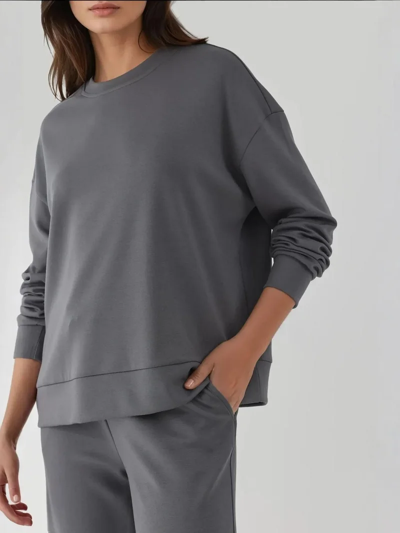 زوبعة سويت شيرت مودال أساسي بلمسة ناعمة