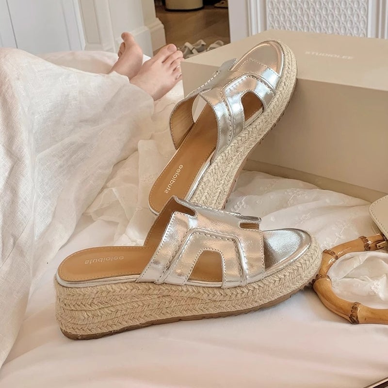 Genuine Leather Fashionable Versatile Height-Increasing 6cm Wedge Sandals to Match Skirts, Suitable for Summer and Autumn 2025, Open-Toe Straw Wedge Sandals for Outdoor Wear - Image 3
