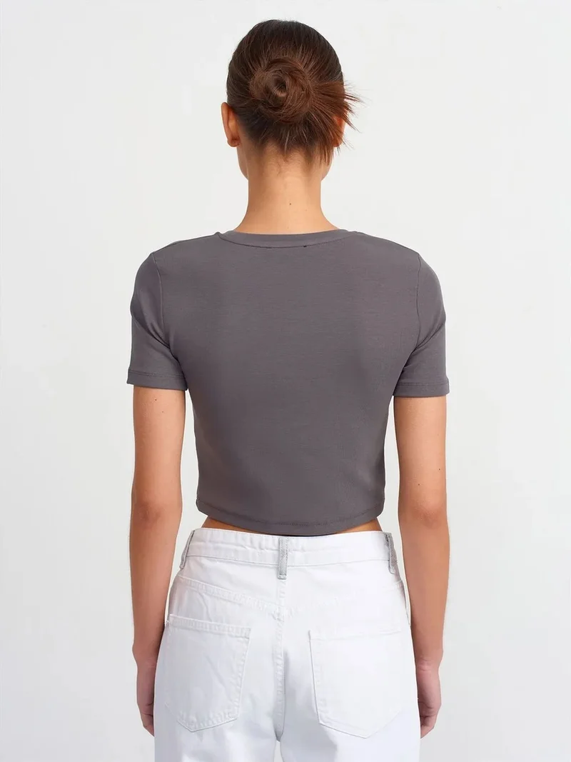 ديلفين DILVIN Women's Slim Fit Crop Crew Neck T-Shirt