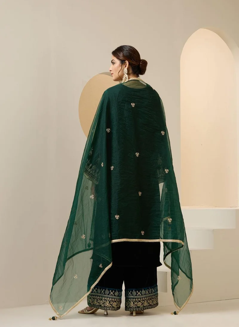 ISHIN Women's Green Velvet Printed Tunic Full Length Palazzo Regular Fit Kurta Set