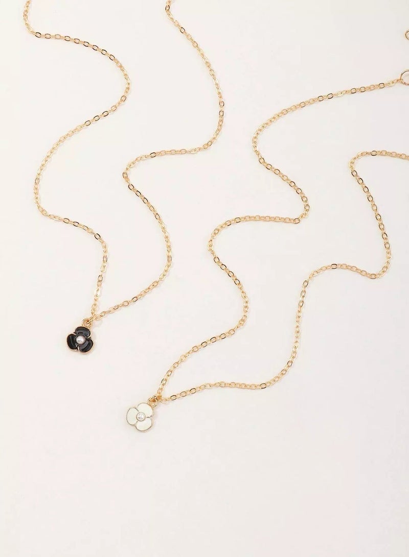 2pcs Girls Flower Charm Necklace  - Image 2