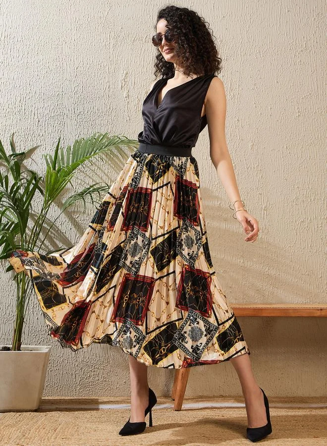 ستايل ستون تنورة ميدي ساتان بتفاصيل كسرات