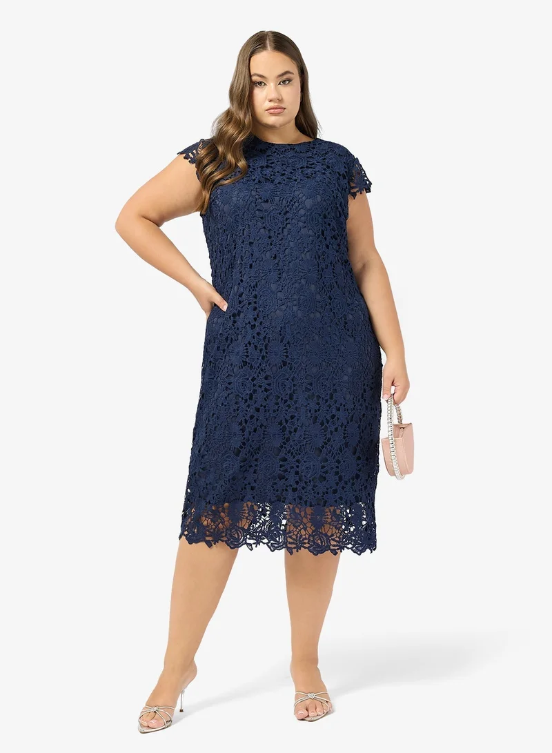 جينجر بلس فستان دانتيل مطرز