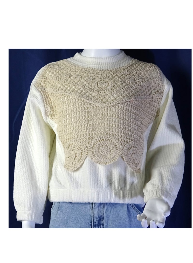 شلــــتر صناعة تركية فاخرة؛ تي شيرت بنات بأكمام طويلة و ديكور جميل من مجموعة شلـــتر 35634 - Image 2