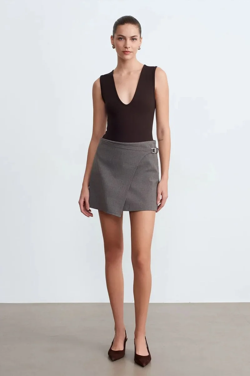 Dilvin Black DILVIN Sleeveless Slim-Fit U-Neck Bodysuit for Women | Best Price UAE